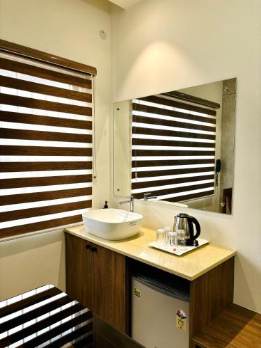Η κουζίνα ή μικρή κουζίνα στο Hotel Citywalk Residency