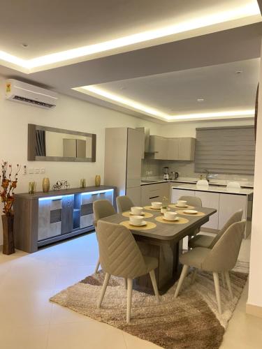 Luxury 2 bedrooms Labone Loft suites
