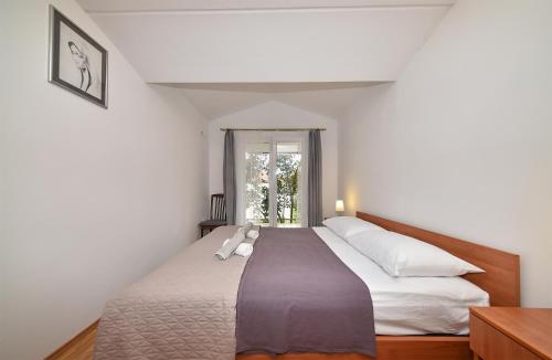 Apartments Romano 1099