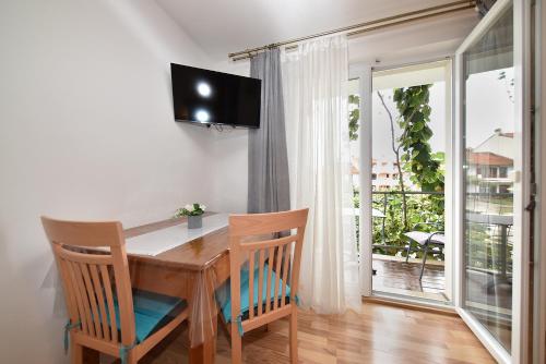 Apartments Romano 1099