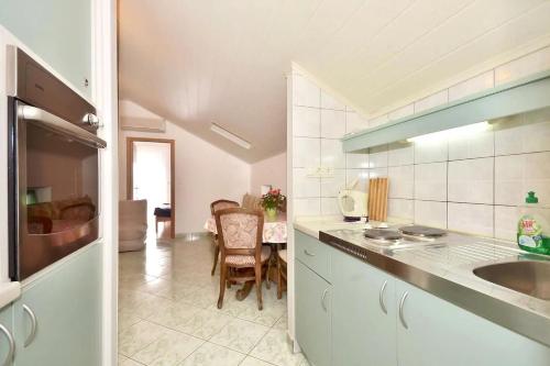 Dapur atau dapur kecil di Apartment Toma