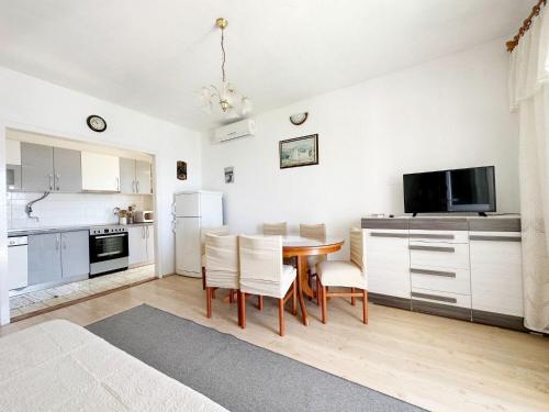Apartments Mihaela