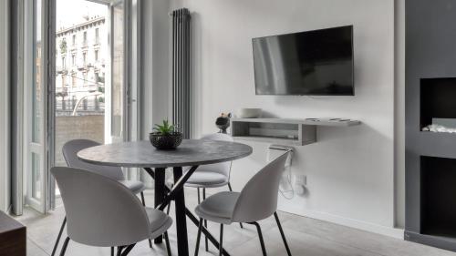 Farini 74 Design Apartment - Metro M3 WiFi AC