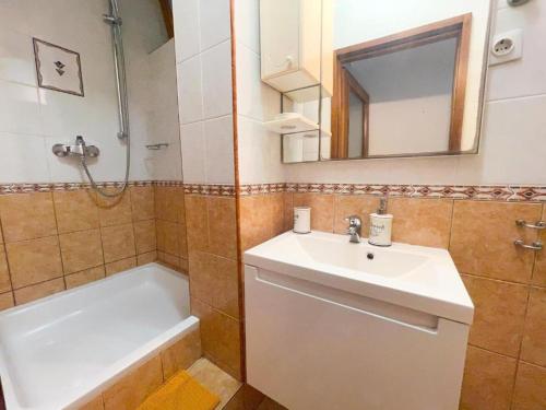 Kúpeľňa v ubytovaní Apartments Ani