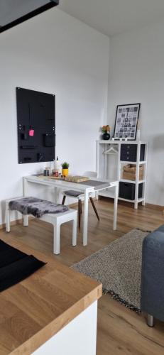 Charleroi Cozy Homeにあるテレビまたはエンターテインメントセンター