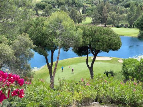 Golf Villa in Marbella, Frontline Golfvilla in RioReal Golf photo 15