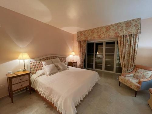 Golf Villa in Marbella, Frontline Golfvilla in RioReal Golf photo 24