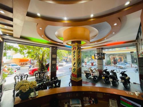 Restoran atau tempat lain untuk makan di Khách Sạn Ngọc Ly 3