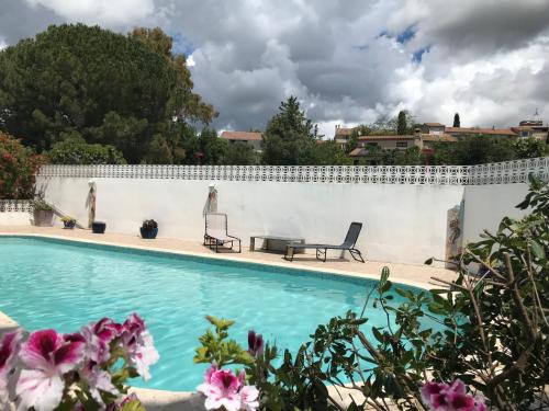 Appartement avec piscine - rez de jardin