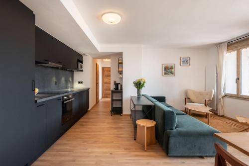 Apartment Bavella Alpe d'Huez - by EMERALD STAY photo 2