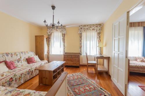 En eller flere senge i et værelse på Sellő Beach Villa