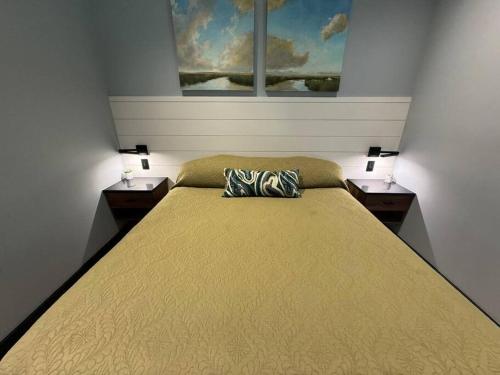 Ein Bett oder Betten in einem Zimmer der Unterkunft Cloudwalker on Keowee
