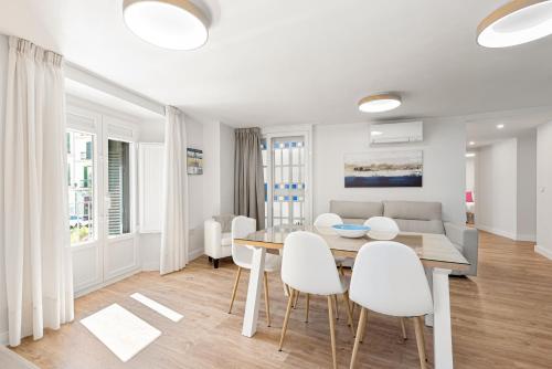 Stay U-nique Apartment Plaza de la Merced