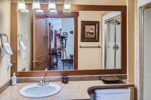 Ένα μπάνιο στο Stonegate Resort Unit C103