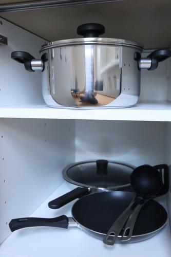 a pot sitting on top of a stove at Paidestay apartment with balcony in Paide
