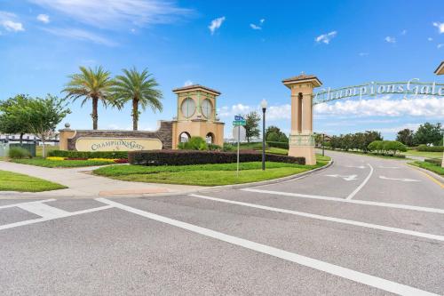 Upstay - ChampionsGate Villa with Pool photo 80
