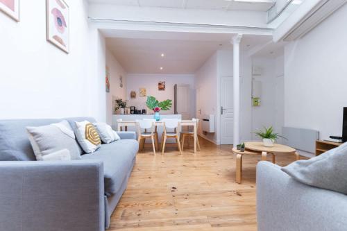 Loft house 2 BR Bastille AC by LCC Agency