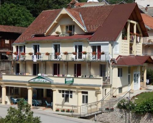 Budova, kde se apartmán nachází