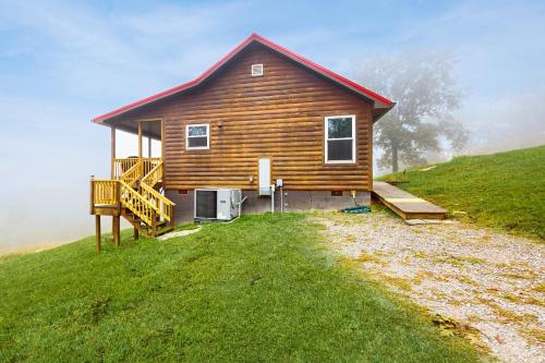 Κήπος έξω από το Riverbend Retreat