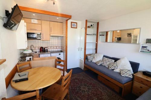 Résidence Home Club - Studio avec vue imprenable retour ski aux pieds MAE-3914