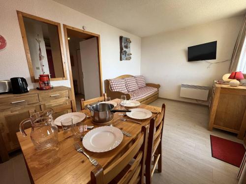 Studio rénové de 26 m² pour 4 pers avec balcon, accès pistes, animaux admis - Vallandry - FR-1-757-116
