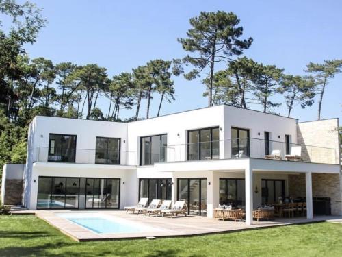 Villa d'Exception avec Piscine et Jardin Proche Plages et Lac à Hossegor - FR-1-791-5