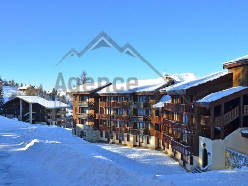 Appartement 2 pièces proche pistes et commerces, balcon, parking