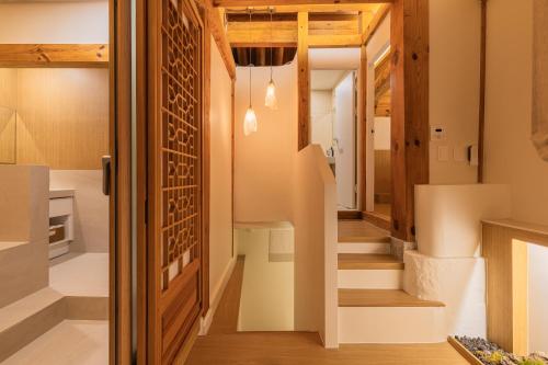 Ένα μπάνιο στο Luxury Hanok Stay Yeonsoom