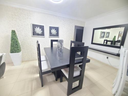 Fotografie z fotogalerie ubytování Céntrico con Jacuzzi privado v destinaci Santiago de los Caballeros