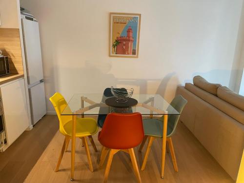 Photo de la galerie de l'établissement Enormous charm T2 historic center laundry Fiber, à Perpignan