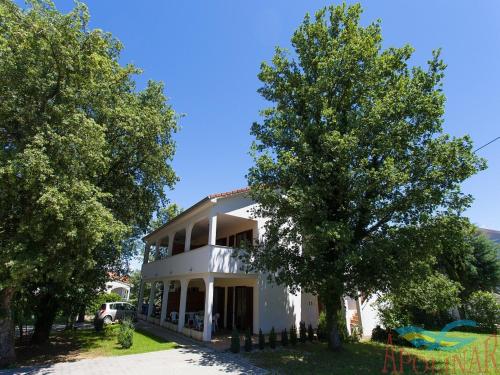 Fotografia z galérie ubytovania Spacious apartment with terrace in Malinska v Malinskej