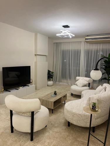 Zamalek beside hilton 4BR