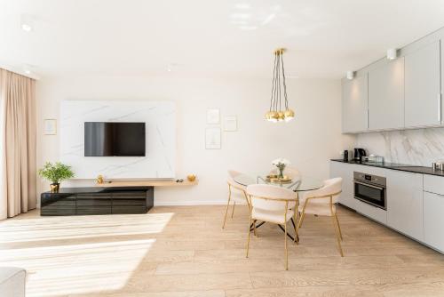 Kuchyňa alebo kuchynka v ubytovaní GA Luxury Apartments M45