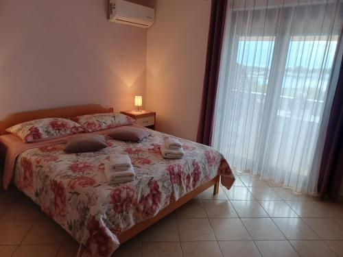 Room Pometo III