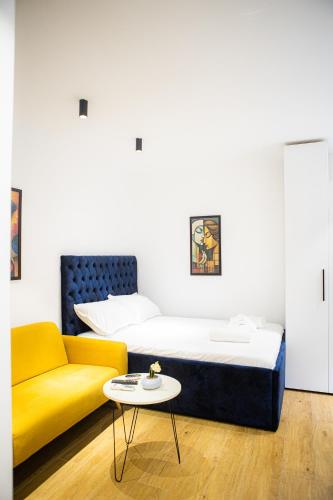 Matisse No16 - City Center Studio