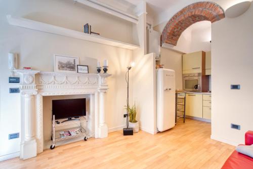 GuestHost - DeAngeli Nest romantico bilocale di design in zona De Angeli, rinnovato e accessoriato