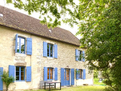 Charming La Maison Des Artistes near Bergerac