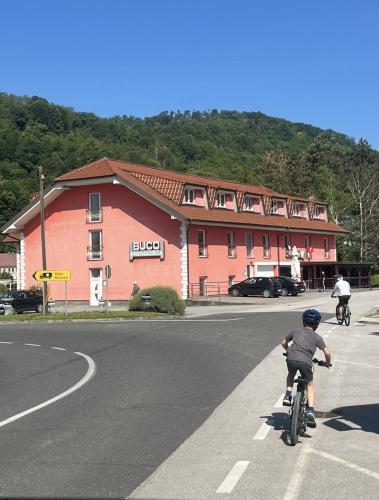 Prenočišče Buco