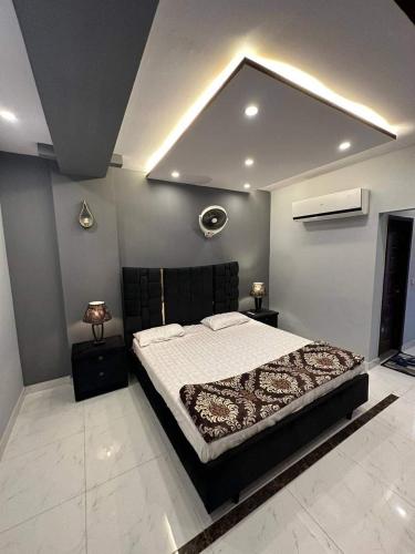 1 bed fully furnished apartment