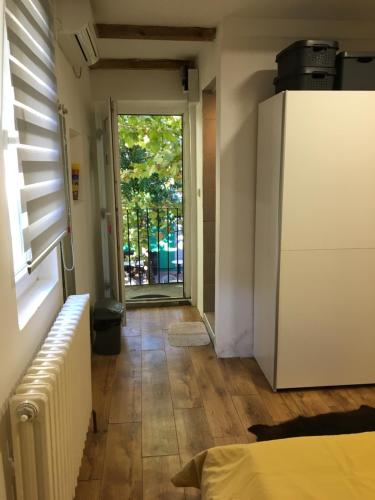 Фотография из галереи Dunavska Room в Нови-Саде
