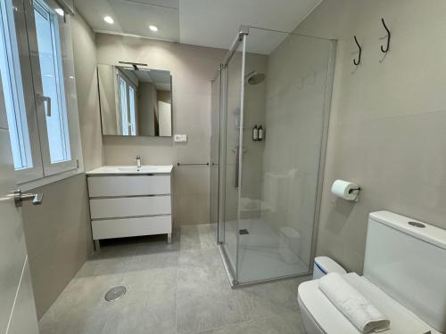 Ένα μπάνιο στο Navas 101 Cosmopolitan Loft