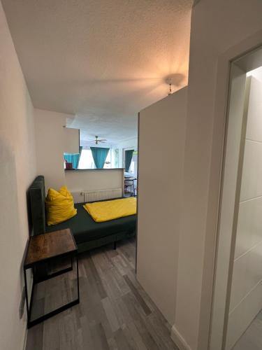 Ένα ή περισσότερα κρεβάτια σε δωμάτιο στο Cozy Apartment in Mochenwangen