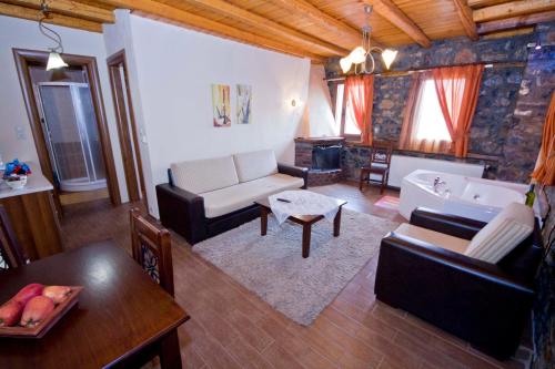 Area soggiorno di Traditional Guesthouse Siantsis
