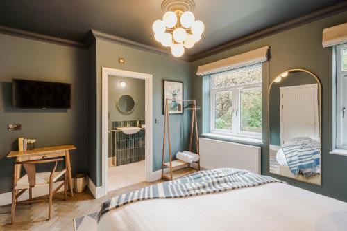 Tyndall's Park - Your Apartment photo 48