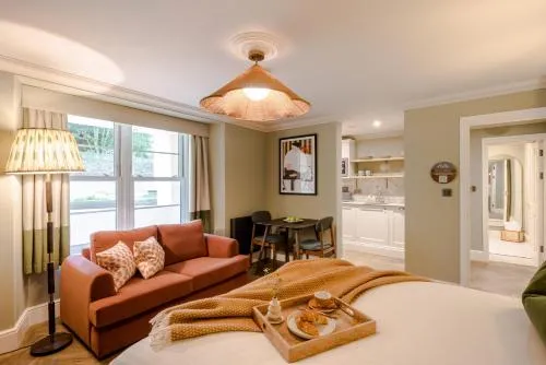 Tyndall's Park - Your Apartment photo 5