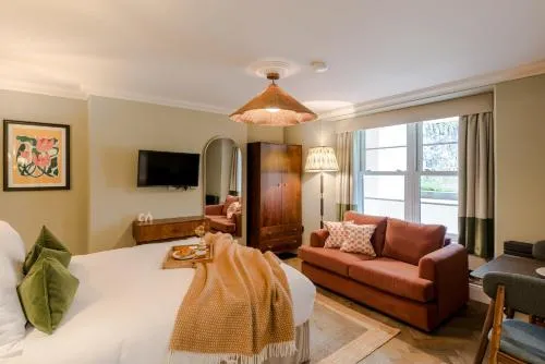 Tyndall's Park - Your Apartment photo 6