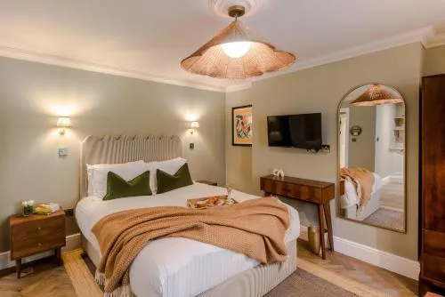 Tyndall's Park - Your Apartment photo 3