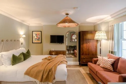 Tyndall's Park - Your Apartment photo 7