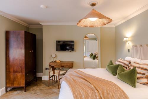 Tyndall's Park - Your Apartment photo 98