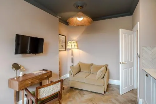 Tyndall's Park - Your Apartment photo 39